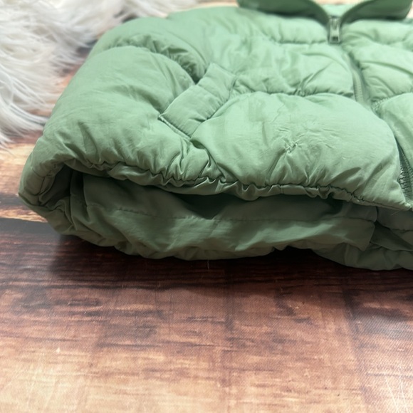 Sage Green Puffer Vest - Picture 3 of 5